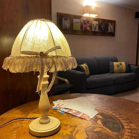 Ferienwohnung Nel Vecchio Borgo Verrès Exterior foto