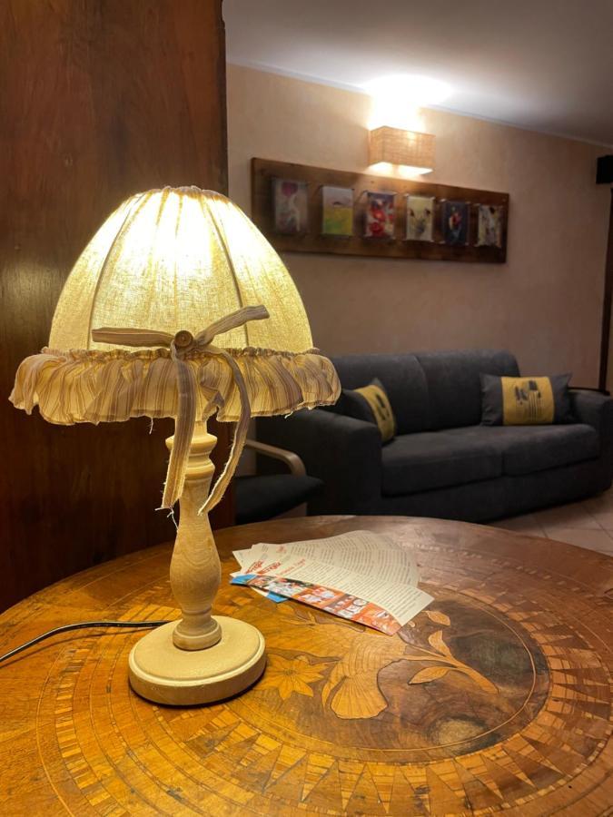 Ferienwohnung Nel Vecchio Borgo Verrès Exterior foto